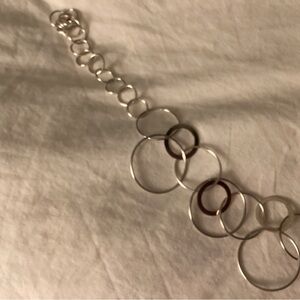 Fun and stunning Silver necklace,